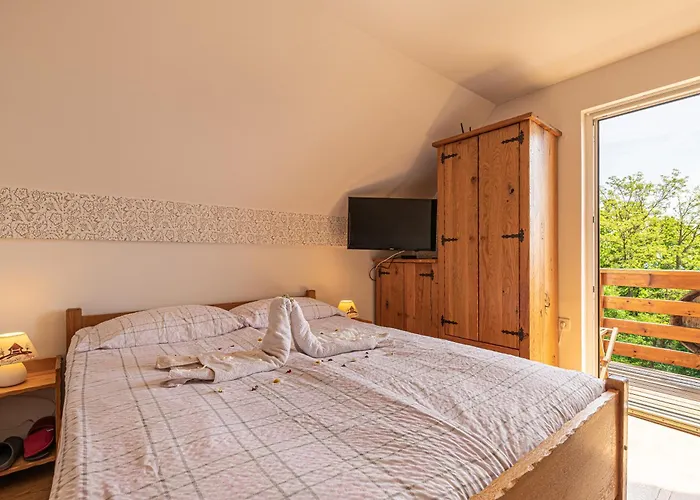 Vakantiehuis Vineyard Rataj 2