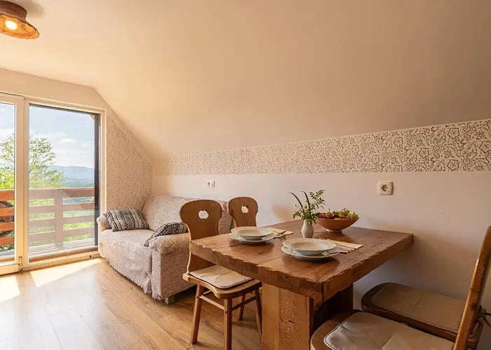 Vakantiehuis Vineyard Rataj 2 *